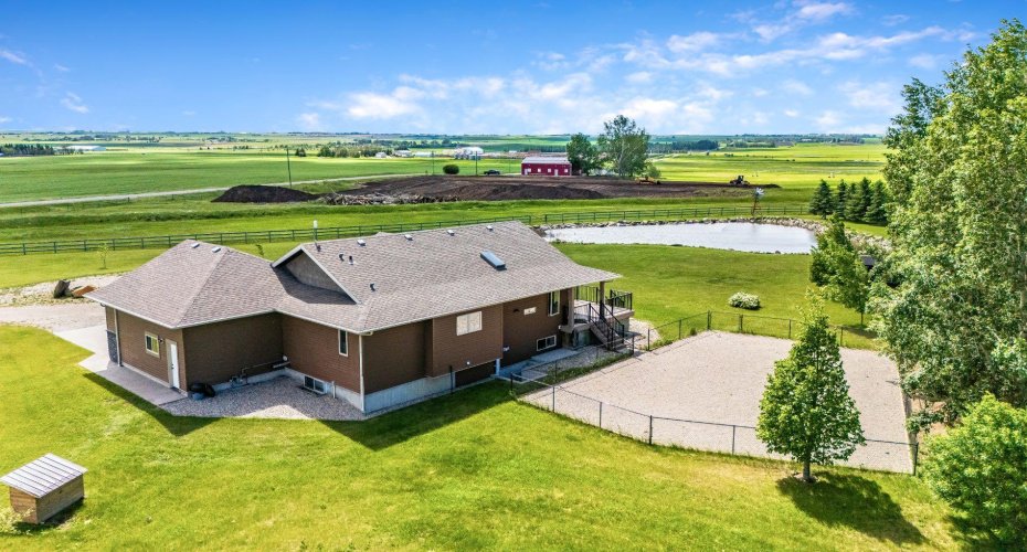 252042 Township Road 230, Rural Wheatland County, Alberta T1P 0T2, 4 Bedrooms Bedrooms, ,3 BathroomsBathrooms,Residential,For Sale,Township Road 230,A2322662