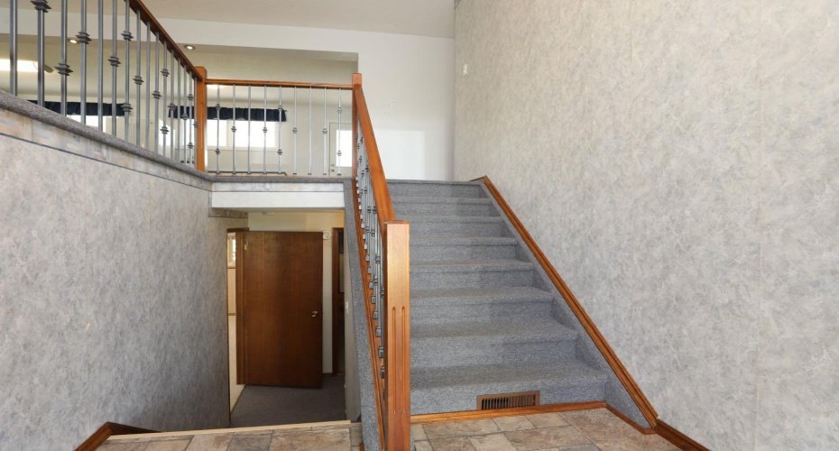 58 N 1A Street, Magrath, Alberta T0K 1J0, 5 Bedrooms Bedrooms, ,3 BathroomsBathrooms,Residential,For Sale,1A,A2322685