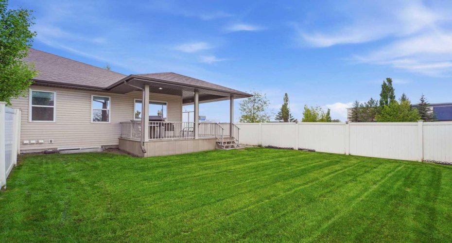 1 Cody Place, Red Deer, Alberta T4P 0M4, 3 Bedrooms Bedrooms, ,3 BathroomsBathrooms,Residential,For Sale,Cody,A2322716
