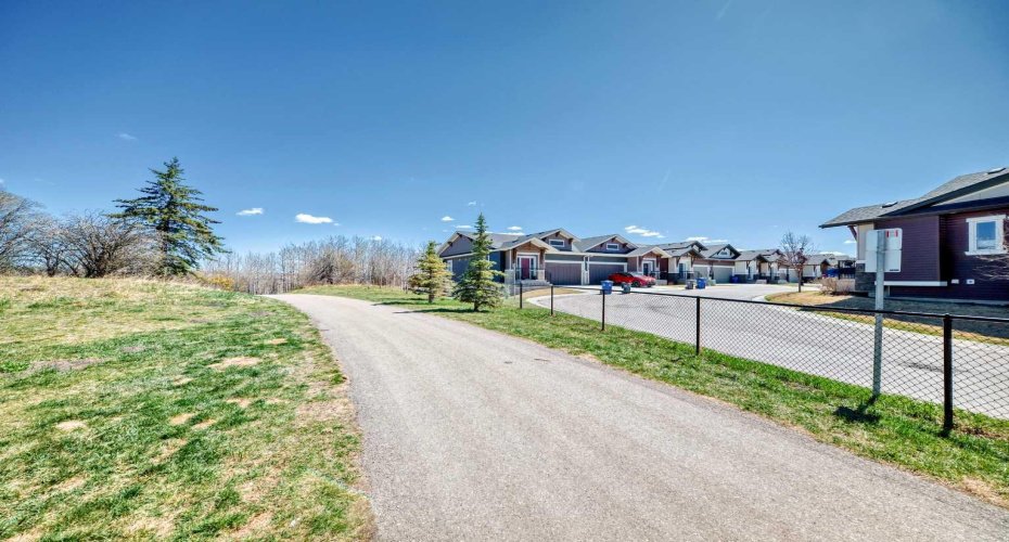 55 Fireside Circle, Cochrane, Alberta T4C 1P5, 3 Bedrooms Bedrooms, ,3 BathroomsBathrooms,Residential,For Sale,Fireside,A2320323