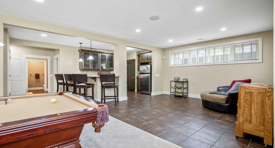 150 Cimarron Drive, Okotoks, Alberta T1S2P3, 3 Bedrooms Bedrooms, ,4 BathroomsBathrooms,Residential,For Sale,Cimarron,A2321398