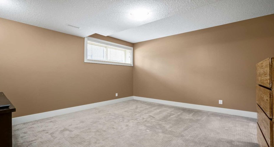 150 Cimarron Drive, Okotoks, Alberta T1S2P3, 3 Bedrooms Bedrooms, ,4 BathroomsBathrooms,Residential,For Sale,Cimarron,A2321398