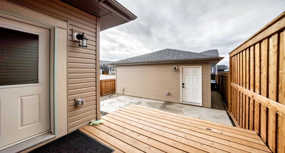 103 Mill Road, Cochrane, Alberta T4C 3G7, 3 Bedrooms Bedrooms, ,3 BathroomsBathrooms,Residential,For Sale,Mill,A2322483