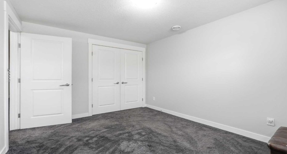 161 Rainbow Falls Glen, Chestermere, Alberta T1X 0S5, 5 Bedrooms Bedrooms, ,4 BathroomsBathrooms,Residential,For Sale,Rainbow Falls,A2309616