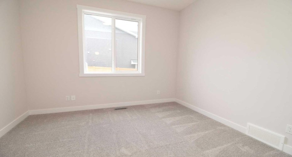 155 Sundown Crescent, Cochrane, Alberta T4C 1Y3, 3 Bedrooms Bedrooms, ,3 BathroomsBathrooms,Residential,For Sale,Sundown,A2312359