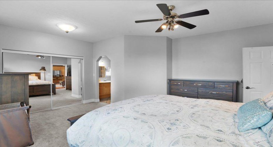 147 Cove Place, Chestermere, Alberta t1x1j6, 3 Bedrooms Bedrooms, ,3 BathroomsBathrooms,Residential,For Sale,Cove,A2323039