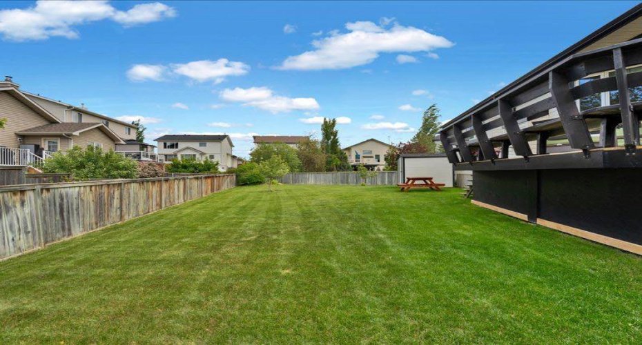 147 Cove Place, Chestermere, Alberta t1x1j6, 3 Bedrooms Bedrooms, ,3 BathroomsBathrooms,Residential,For Sale,Cove,A2323039