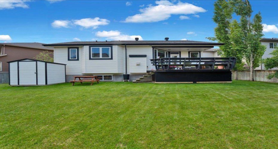 147 Cove Place, Chestermere, Alberta t1x1j6, 3 Bedrooms Bedrooms, ,3 BathroomsBathrooms,Residential,For Sale,Cove,A2323039
