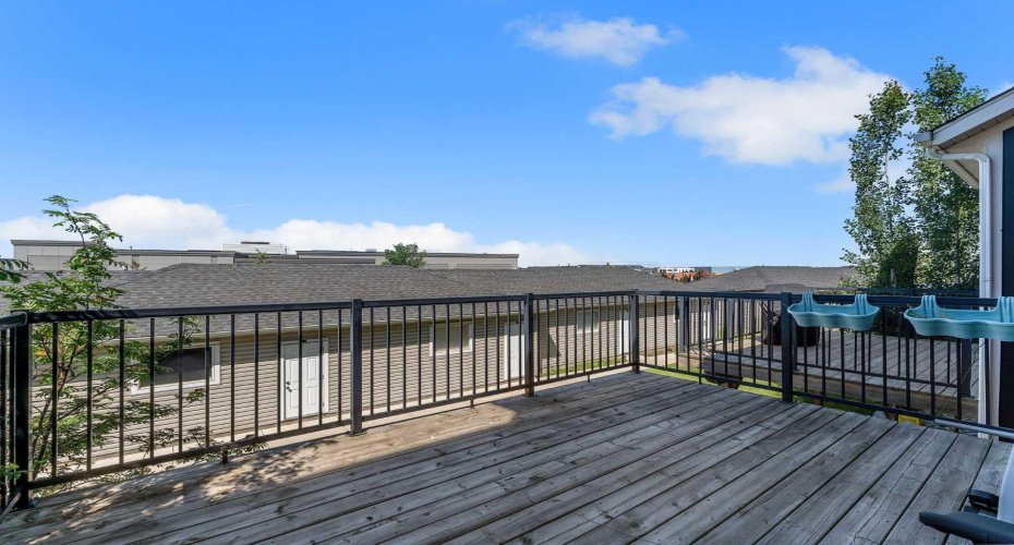 304 Rainbow Falls Drive, Chestermere, Alberta T1X 0E4, 3 Bedrooms Bedrooms, ,3 BathroomsBathrooms,Residential,For Sale,Rainbow Falls,A2323224