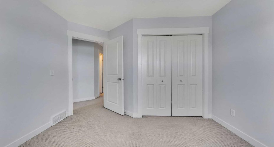 304 Rainbow Falls Drive, Chestermere, Alberta T1X 0E4, 3 Bedrooms Bedrooms, ,3 BathroomsBathrooms,Residential,For Sale,Rainbow Falls,A2323224