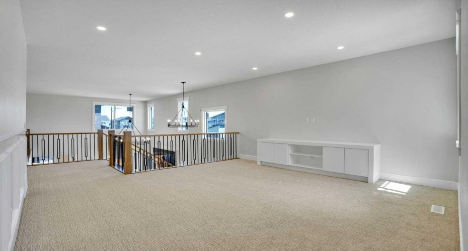 69 Waterford Place, Chestermere, Alberta T1X 3B3, 7 Bedrooms Bedrooms, ,6 BathroomsBathrooms,Residential,For Sale,Waterford,A2320246