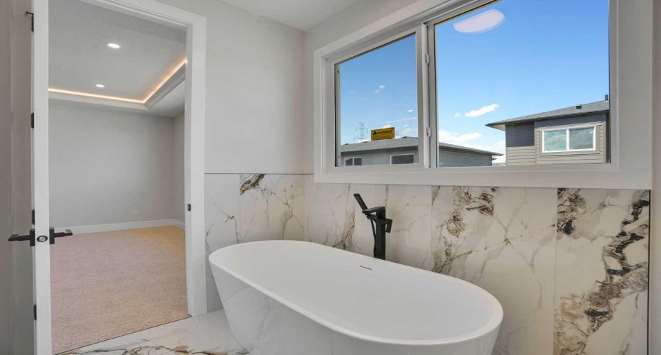 Tub