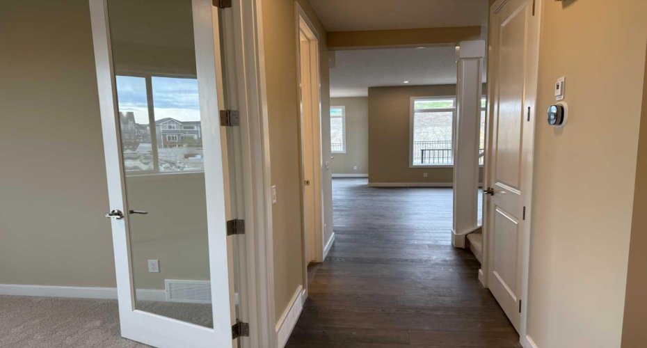 147 sundown Crescent, Cochrane, Alberta T4C 1Y3, 3 Bedrooms Bedrooms, ,3 BathroomsBathrooms,Residential,For Sale,sundown,A2312374