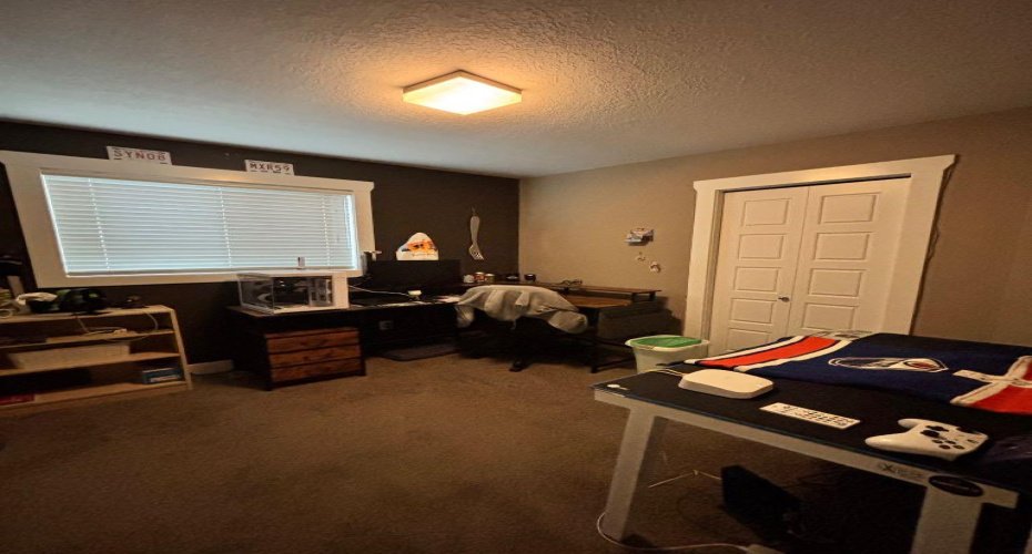 11570 76 Avenue, Grande Prairie, Alberta T8W 0B6, 5 Bedrooms Bedrooms, ,3 BathroomsBathrooms,Residential,For Sale,76,A2323095