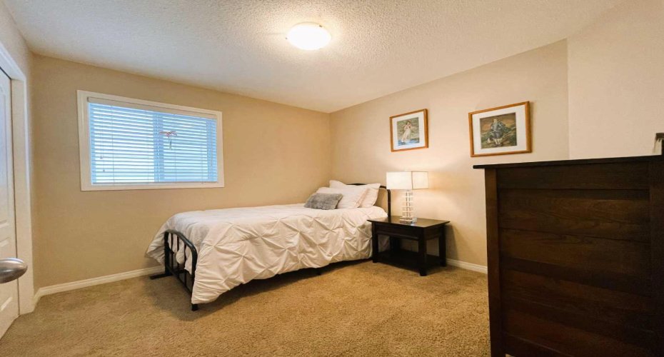 107 Skyview Springs Manor, Calgary, Alberta T3N 0A8, 4 Bedrooms Bedrooms, ,3 BathroomsBathrooms,Residential,For Sale,Skyview Springs,A2323197