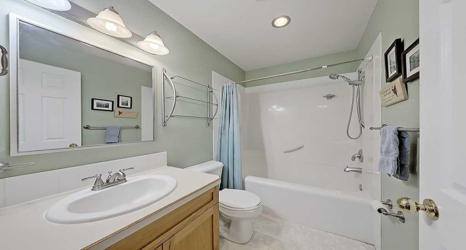 19 Tongue Road, High River, Alberta T1V 1C8, 3 Bedrooms Bedrooms, ,2 BathroomsBathrooms,Residential,For Sale,Tongue,A2323259
