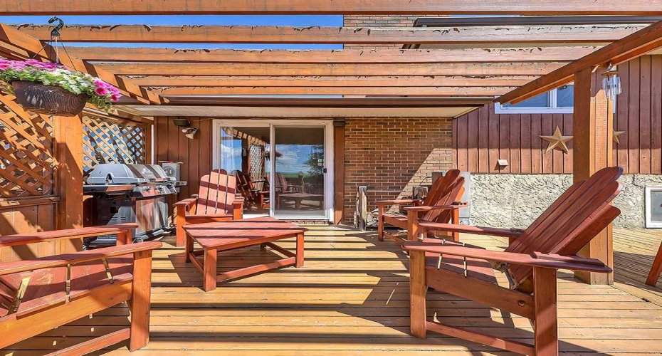 19 Tongue Road, High River, Alberta T1V 1C8, 3 Bedrooms Bedrooms, ,2 BathroomsBathrooms,Residential,For Sale,Tongue,A2323259