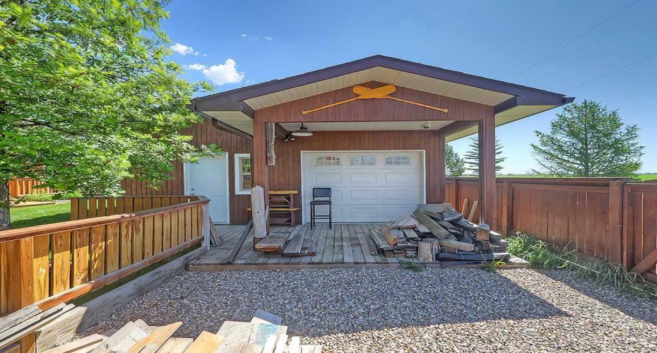 19 Tongue Road, High River, Alberta T1V 1C8, 3 Bedrooms Bedrooms, ,2 BathroomsBathrooms,Residential,For Sale,Tongue,A2323259