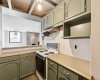 215 14 Avenue, Calgary, Alberta T2R0M2, 2 Bedrooms Bedrooms, ,2 BathroomsBathrooms,Residential,For Sale,14,A2323301