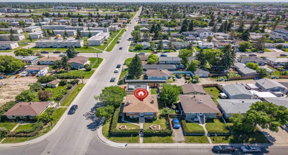 1502 40 Street, Calgary, Alberta T2A 1K2, 5 Bedrooms Bedrooms, ,2 BathroomsBathrooms,Residential,For Sale,40,A2323322