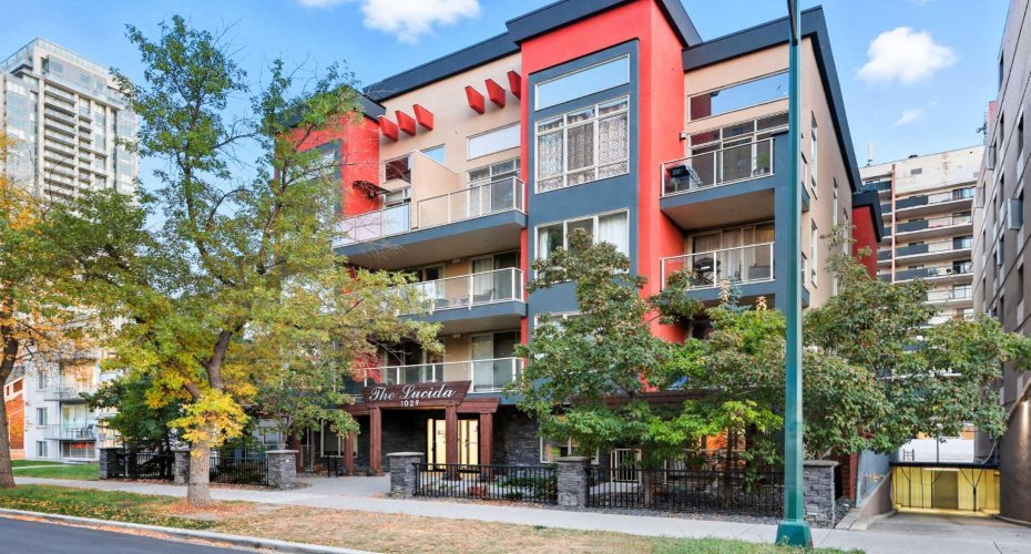 1029 15 Avenue, Calgary, Alberta T2R0S5, 2 Bedrooms Bedrooms, ,2 BathroomsBathrooms,Residential,For Sale,15,A2323349