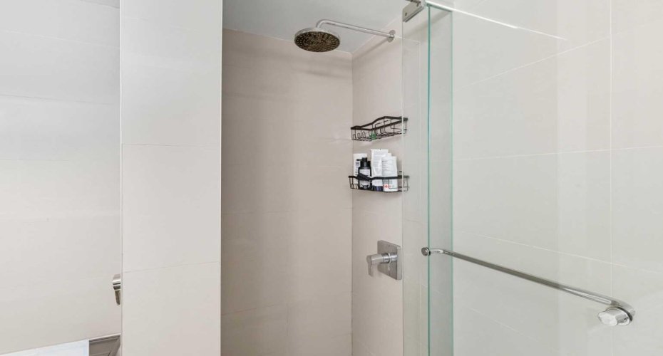 1029 15 Avenue, Calgary, Alberta T2R0S5, 2 Bedrooms Bedrooms, ,2 BathroomsBathrooms,Residential,For Sale,15,A2323349