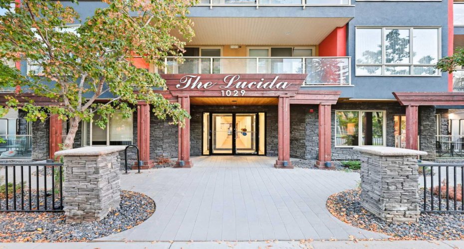 1029 15 Avenue, Calgary, Alberta T2R0S5, 2 Bedrooms Bedrooms, ,2 BathroomsBathrooms,Residential,For Sale,15,A2323349