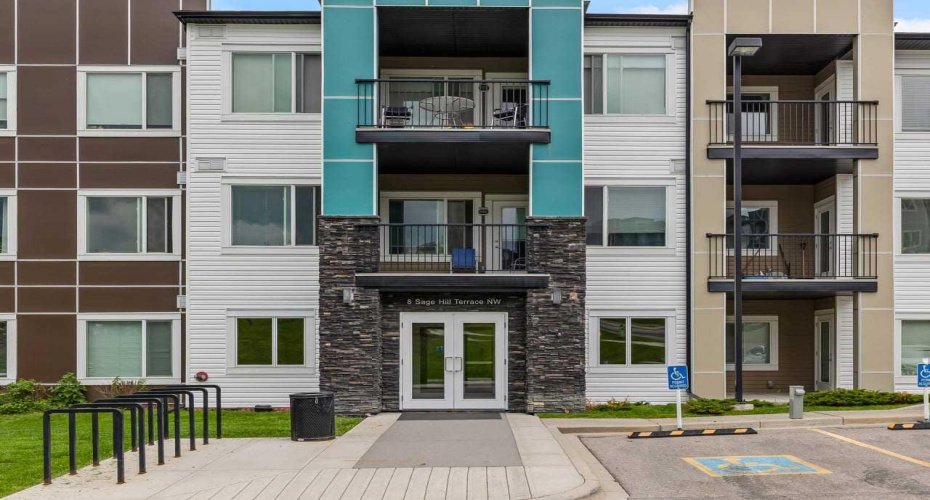 8 Sage Hill Terrace, Calgary, Alberta T3R0W5, 2 Bedrooms Bedrooms, ,2 BathroomsBathrooms,Residential,For Sale,Sage Hill,A2323410