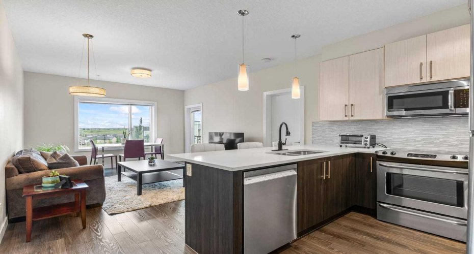 8 Sage Hill Terrace, Calgary, Alberta T3R0W5, 2 Bedrooms Bedrooms, ,2 BathroomsBathrooms,Residential,For Sale,Sage Hill,A2323410
