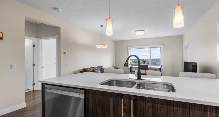 8 Sage Hill Terrace, Calgary, Alberta T3R0W5, 2 Bedrooms Bedrooms, ,2 BathroomsBathrooms,Residential,For Sale,Sage Hill,A2323410