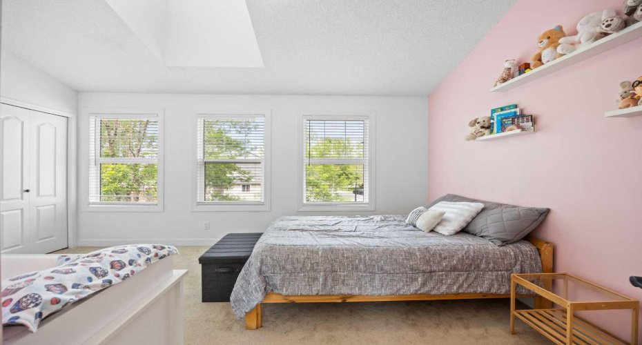 59 Prestwick Park, Calgary, Alberta T2Z 3V4, 2 Bedrooms Bedrooms, ,2 BathroomsBathrooms,Residential,For Sale,Prestwick,A2323428