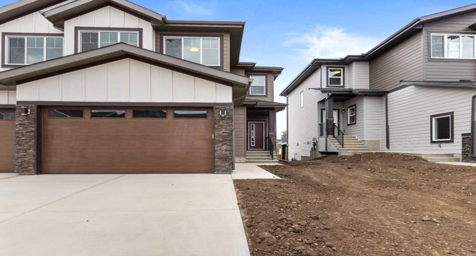 38 Waterford Mews, Chestermere, Alberta T1X3B6, 5 Bedrooms Bedrooms, ,3 BathroomsBathrooms,Residential,For Sale,Waterford,A2323628