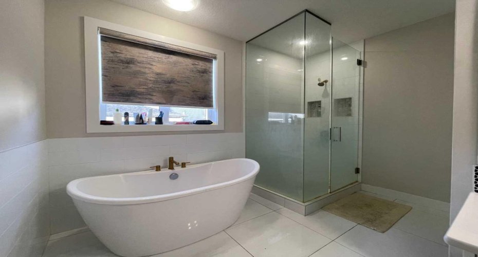 220 Carringham Road, Calgary, Alberta T3P 1V4, 4 Bedrooms Bedrooms, ,3 BathroomsBathrooms,Residential,For Sale,Carringham,A2323648