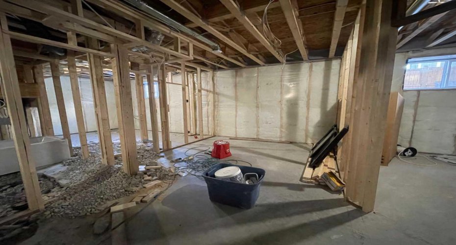 220 Carringham Road, Calgary, Alberta T3P 1V4, 4 Bedrooms Bedrooms, ,3 BathroomsBathrooms,Residential,For Sale,Carringham,A2323648