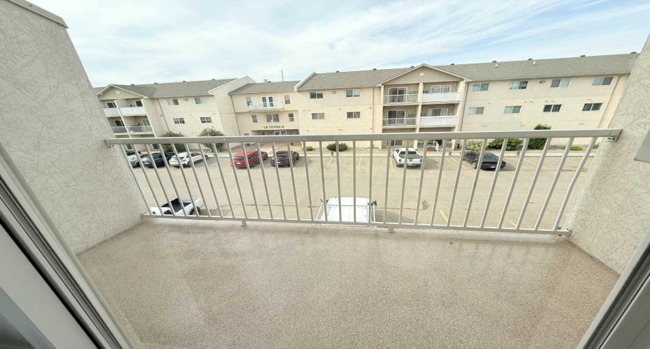 6608 42 Street, Lloydminster, Alberta T9V 1M8, 2 Bedrooms Bedrooms, ,1 BathroomBathrooms,Rental,42,A2323668