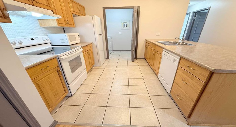 6608 42 Street, Lloydminster, Alberta T9V 1M8, 2 Bedrooms Bedrooms, ,1 BathroomBathrooms,Rental,42,A2323668