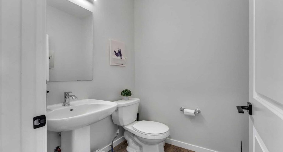 34 Belvedere Green, Calgary, Alberta T2A 7M5, 5 Bedrooms Bedrooms, ,4 BathroomsBathrooms,Residential,For Sale,Belvedere,A2323675