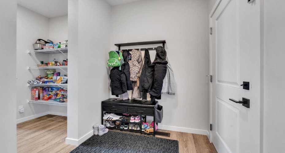34 Belvedere Green, Calgary, Alberta T2A 7M5, 5 Bedrooms Bedrooms, ,4 BathroomsBathrooms,Residential,For Sale,Belvedere,A2323675