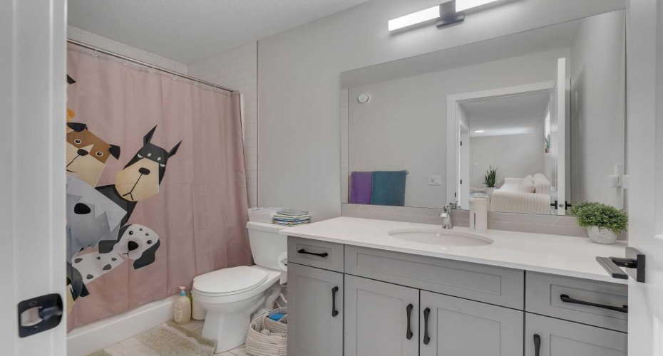 34 Belvedere Green, Calgary, Alberta T2A 7M5, 5 Bedrooms Bedrooms, ,4 BathroomsBathrooms,Residential,For Sale,Belvedere,A2323675