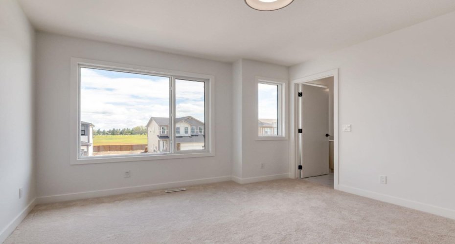 33 Sora Passage, Calgary, Alberta T3S 0M1, 3 Bedrooms Bedrooms, ,3 BathroomsBathrooms,Residential,For Sale,Sora,A2323697