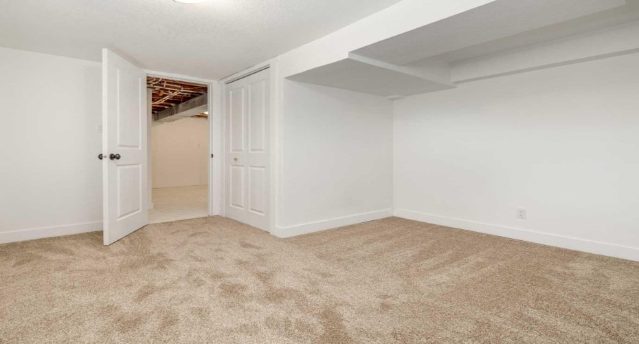 1025 12 Street, Lethbridge, Alberta T1K 1P9, 3 Bedrooms Bedrooms, ,2 BathroomsBathrooms,Residential,For Sale,12,A2316369