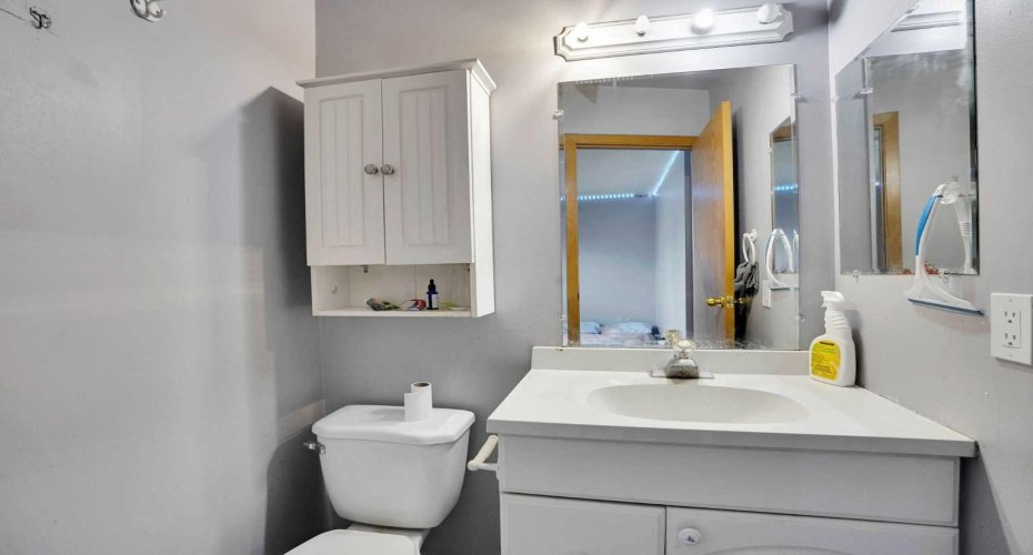 133 MARTINGLEN Way, Calgary, Alberta T3J 3J1, 5 Bedrooms Bedrooms, ,3 BathroomsBathrooms,Residential,For Sale,MARTINGLEN,A2316565