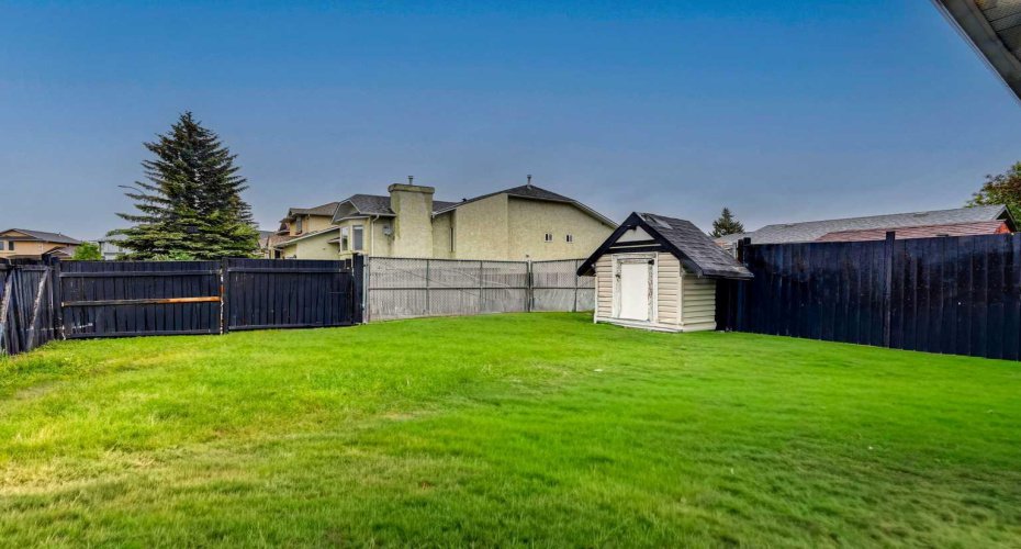 133 MARTINGLEN Way, Calgary, Alberta T3J 3J1, 5 Bedrooms Bedrooms, ,3 BathroomsBathrooms,Residential,For Sale,MARTINGLEN,A2316565