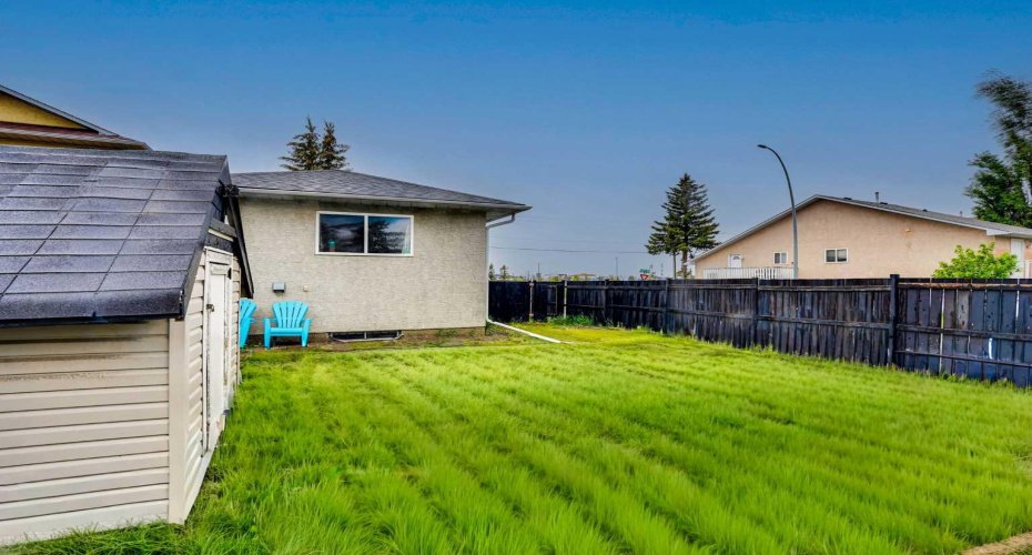 133 MARTINGLEN Way, Calgary, Alberta T3J 3J1, 5 Bedrooms Bedrooms, ,3 BathroomsBathrooms,Residential,For Sale,MARTINGLEN,A2316565