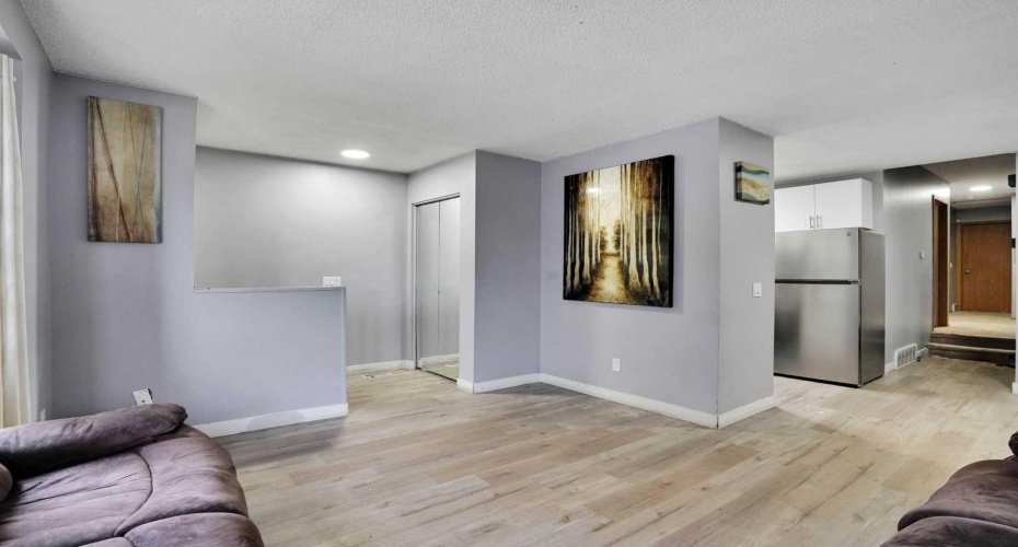 133 MARTINGLEN Way, Calgary, Alberta T3J 3J1, 5 Bedrooms Bedrooms, ,3 BathroomsBathrooms,Residential,For Sale,MARTINGLEN,A2316565