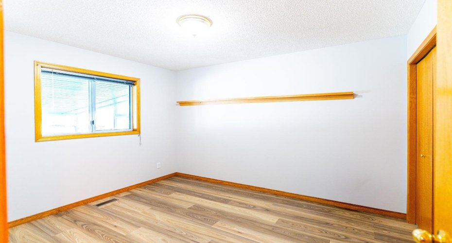 70 Elizabeth Way, Airdrie, Alberta T4B 2H6, 4 Bedrooms Bedrooms, ,3 BathroomsBathrooms,Residential,For Sale,Elizabeth,A2316637