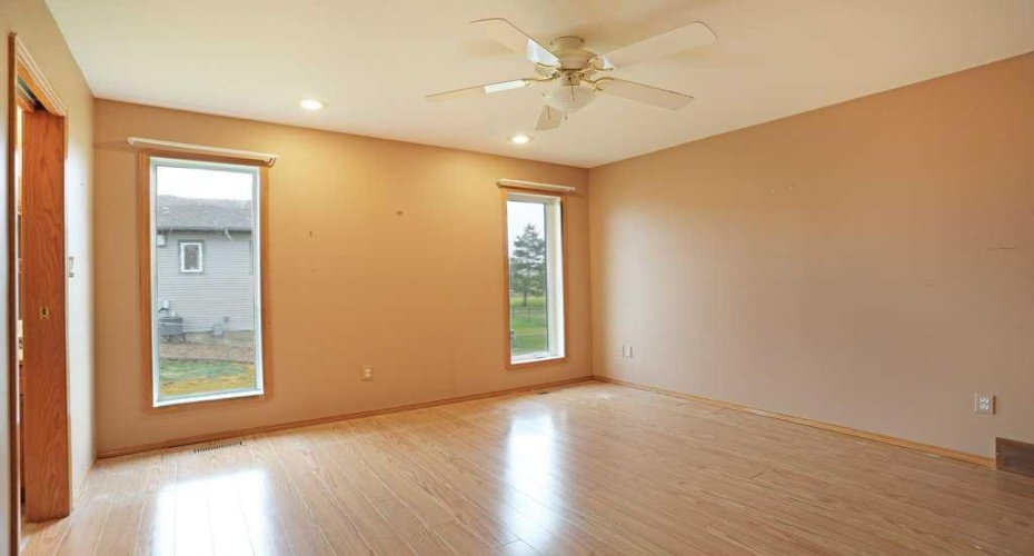 52 White Pelican Way, Lake Newell Resort, Alberta T1R 0X5, 4 Bedrooms Bedrooms, ,2 BathroomsBathrooms,Residential,For Sale,White Pelican,A2316875