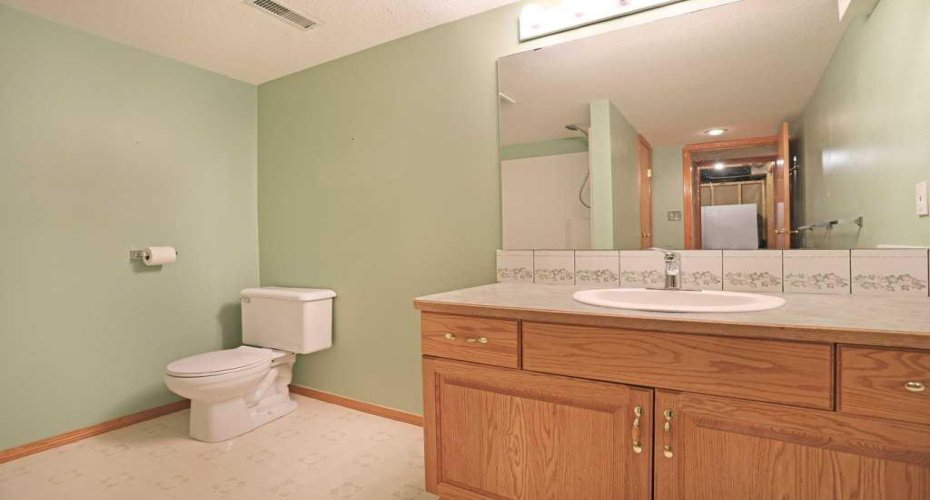 52 White Pelican Way, Lake Newell Resort, Alberta T1R 0X5, 4 Bedrooms Bedrooms, ,2 BathroomsBathrooms,Residential,For Sale,White Pelican,A2316875