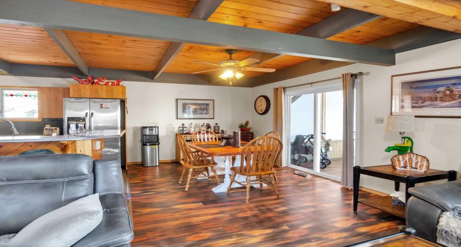 20 Lakeshore Drive, Rural Ponoka County, Alberta T0C 2J0, 3 Bedrooms Bedrooms, ,2 BathroomsBathrooms,Residential,For Sale,Lakeshore,A2316951