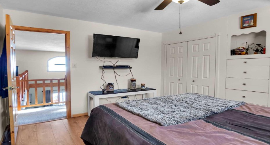 20 Lakeshore Drive, Rural Ponoka County, Alberta T0C 2J0, 3 Bedrooms Bedrooms, ,2 BathroomsBathrooms,Residential,For Sale,Lakeshore,A2316951
